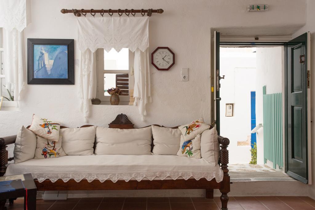 Готель Castro Folegandros Island Екстер'єр фото